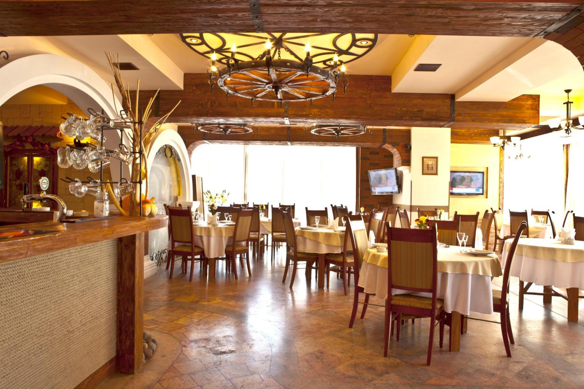 Shirak Hotel Єреван Екстер'єр фото