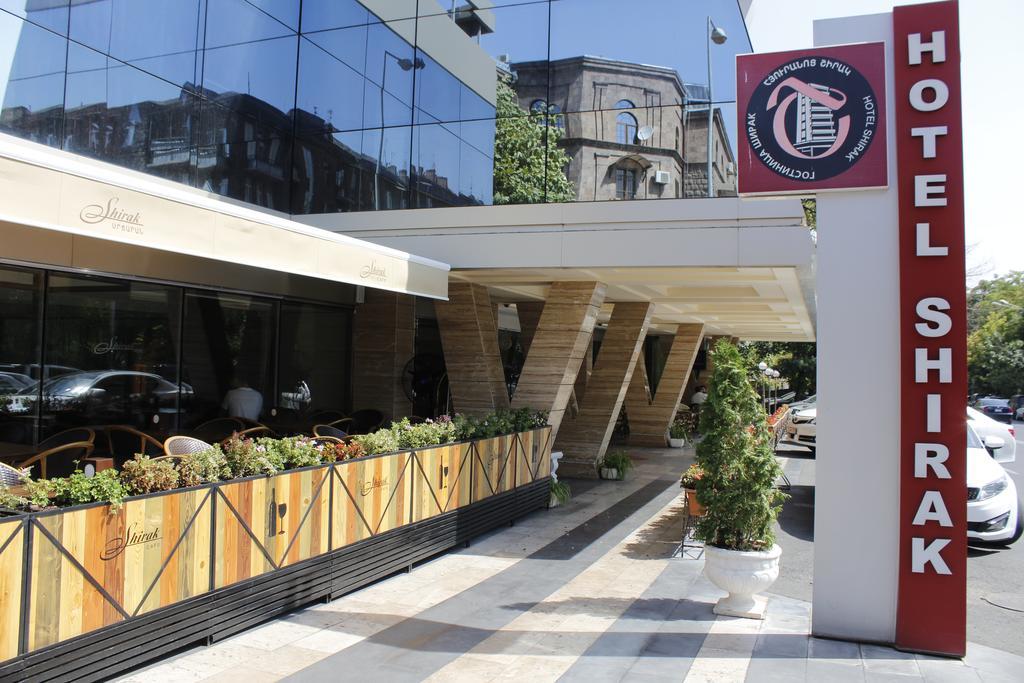 Shirak Hotel Єреван Екстер'єр фото